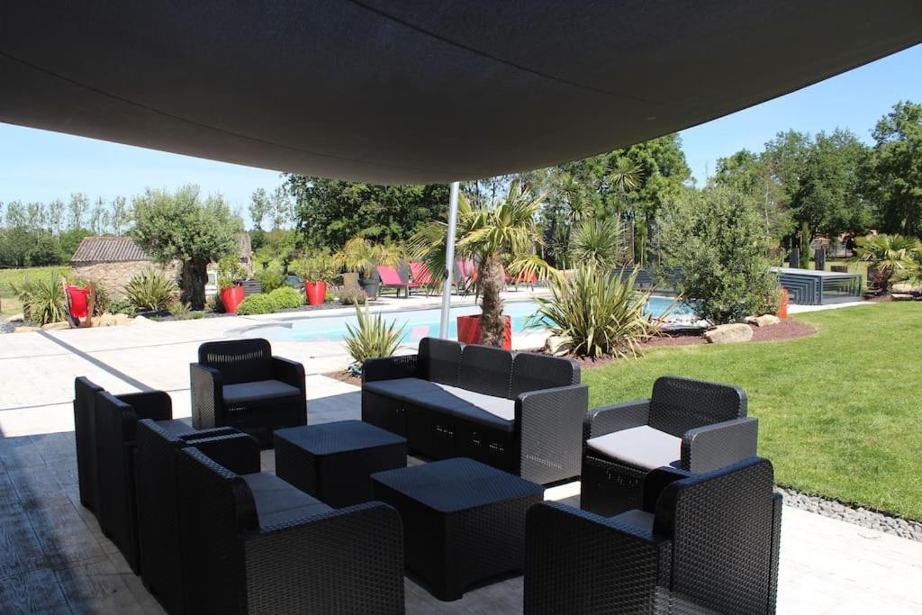 Villa Grand Standing Avec Piscine Proche Nantes La Chapelle-Heulin Luaran gambar